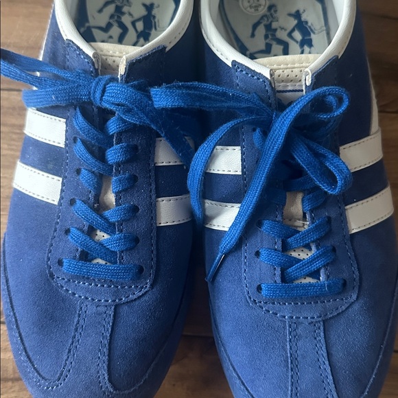 Gola Blue and White Athletic Shoes - Picture 12 of 14